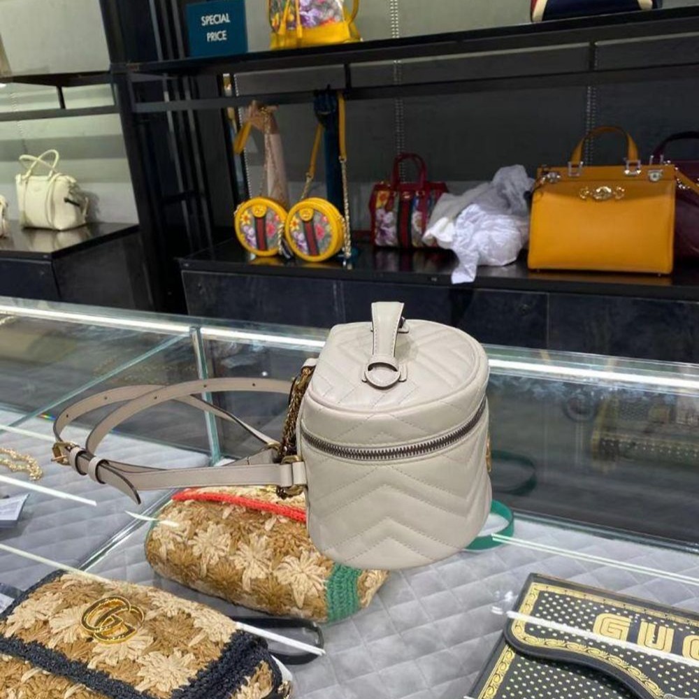 二手99新GUCCI/古馳盒子包 白色marmont鏈條斜挎雙肩化妝包-細節圖2