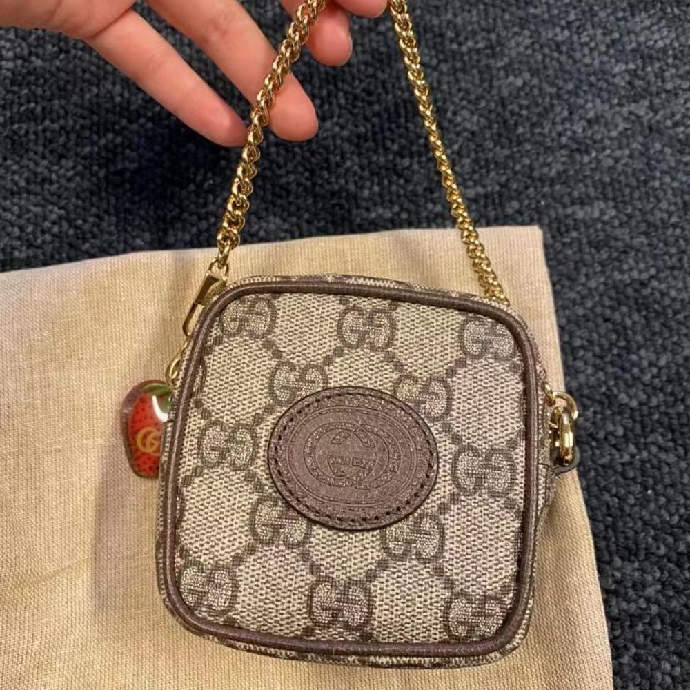 二手99新GUCCI/古馳 23新款 女士米色/烏木色帆布草莓拉鏈零錢包-細節圖2