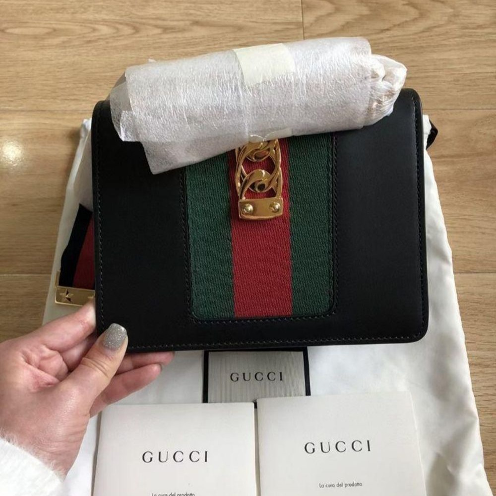 二手99Gucci/古馳 黑色Sylvie小號鏈條包 超級美 仙氣十足 緞帶蝴蝶結-細節圖2
