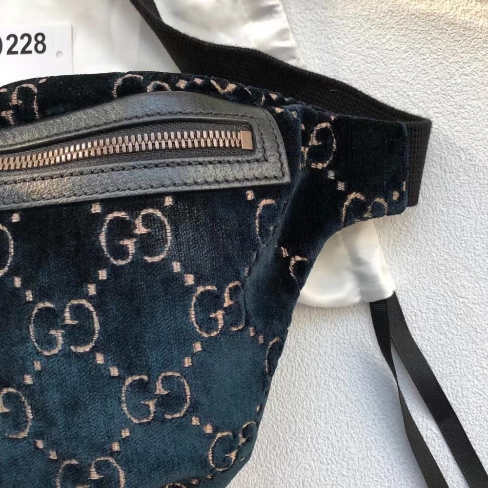 【二手99新】Gucci古馳絲絨腰包O228-細節圖2