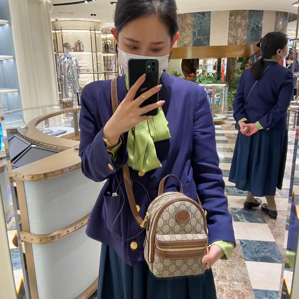 二手99新Gucci古驰女包MINI互扣式双G多功能小背包迷你双肩包单肩包725654-細節圖5