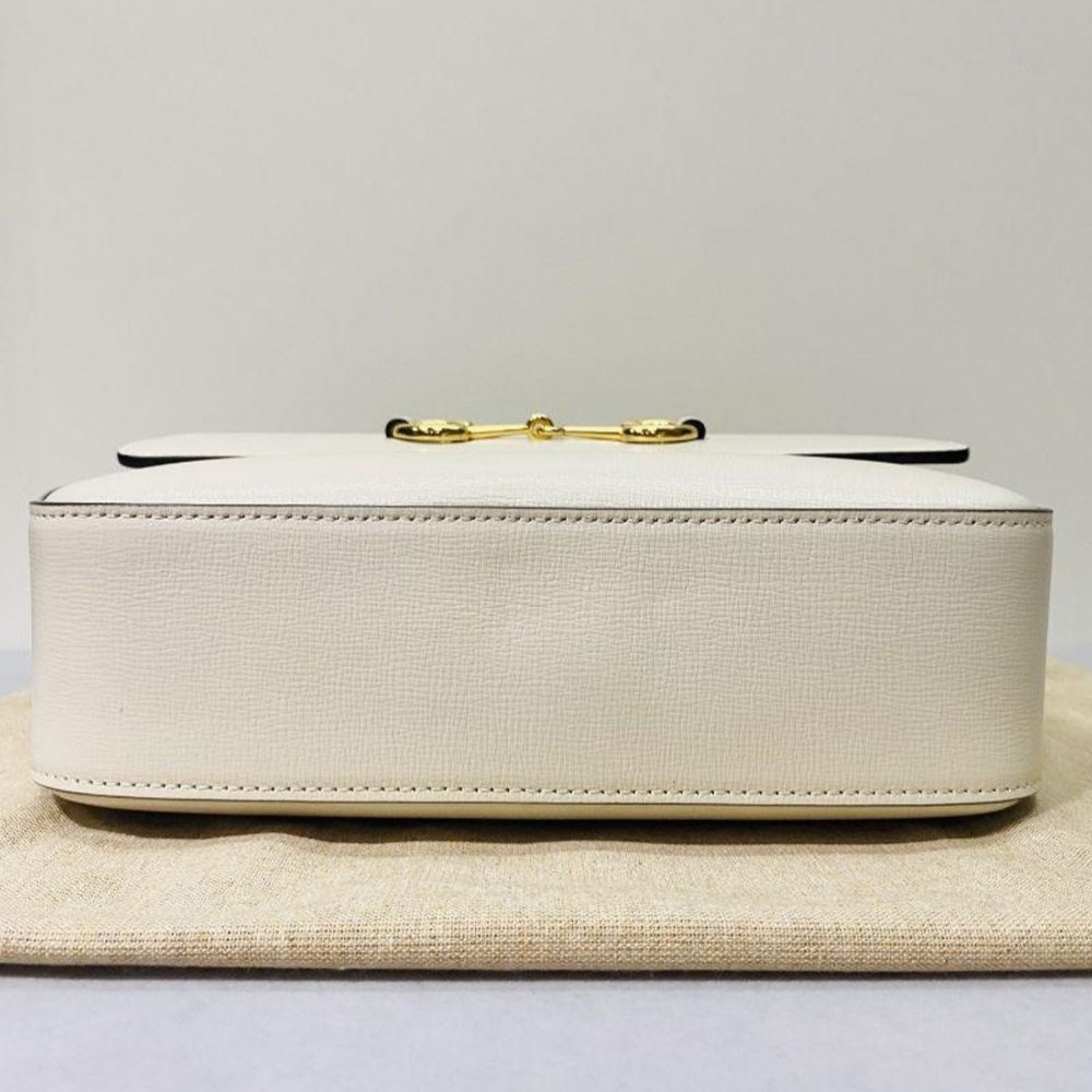 二手99新Gucci 古馳 1955白色全皮相機包 經典馬銜扣裝飾單肩包-細節圖4