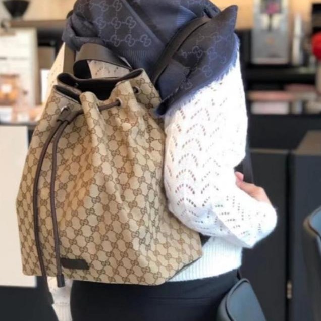 二手99新GUCCI古馳 老花Logo抽繩 帆布水桶包書包背包雙肩包-細節圖5