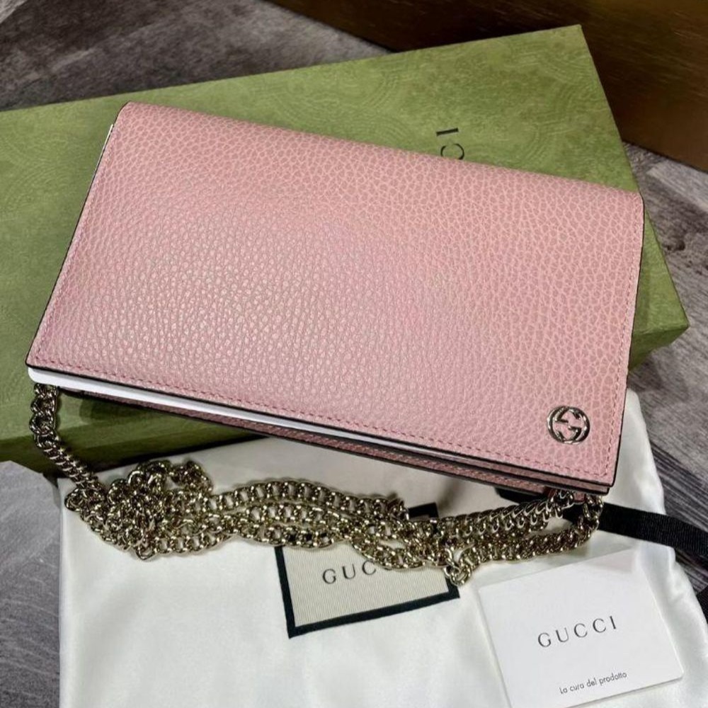 二手99Gucci古馳 粉色全皮WOC 鏈條包 斜挎包 精致GG logo 鏈條可拆卸-細節圖5