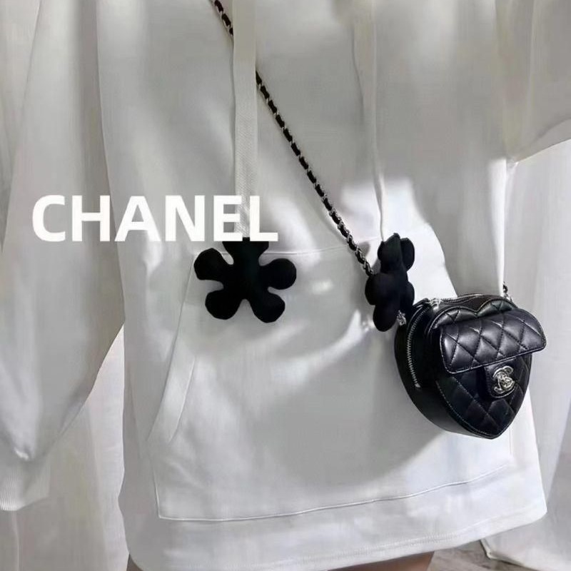 二手Chanel 香奈兒 經典爆款22s 黑金 mini愛心項鏈包 腰包 耳機包-細節圖2