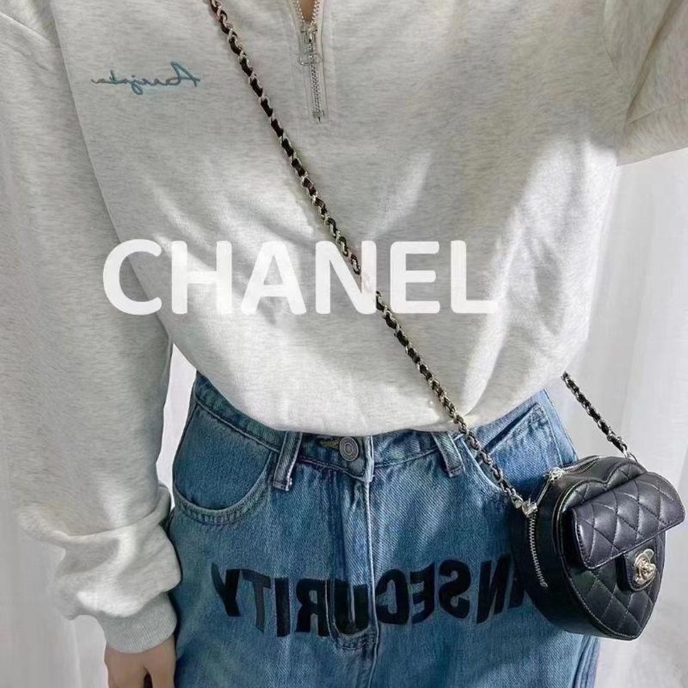 二手Chanel 香奈兒 經典爆款22s 黑金 mini愛心項鏈包 腰包 耳機包-細節圖6