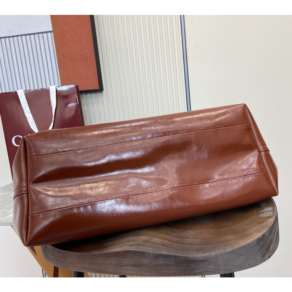 幾乎全新Gucci古馳Giglio棕色托特包女極簡風腋下包-細節圖4