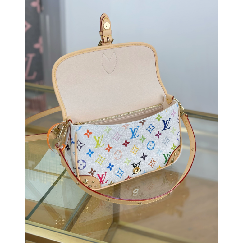 二手 LV  白三彩DIANE小號單肩手袋M27866-細節圖3