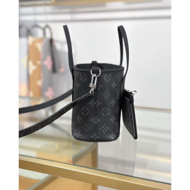 二手Louis Vuitton 新款女包Neverfull BB 黑花通勤包 M15210-細節圖6