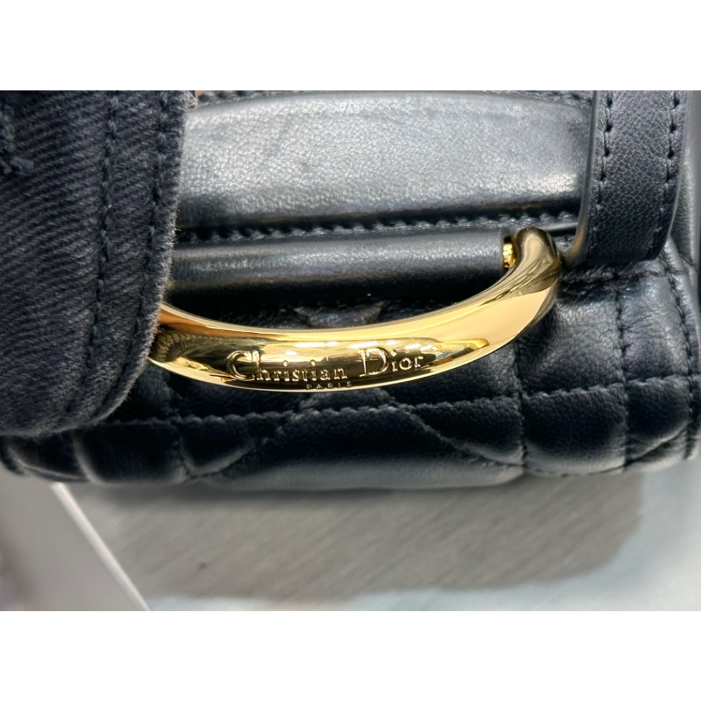 二手𝑫𝒊𝒐𝒓小香風菱格女士金標雙肩背包-細節圖6