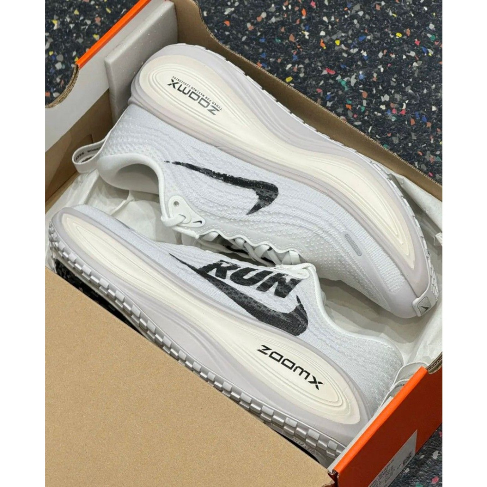Nike Vomero Plus 白色 舒適 馬拉松 跑步鞋 IH2268-100-細節圖4