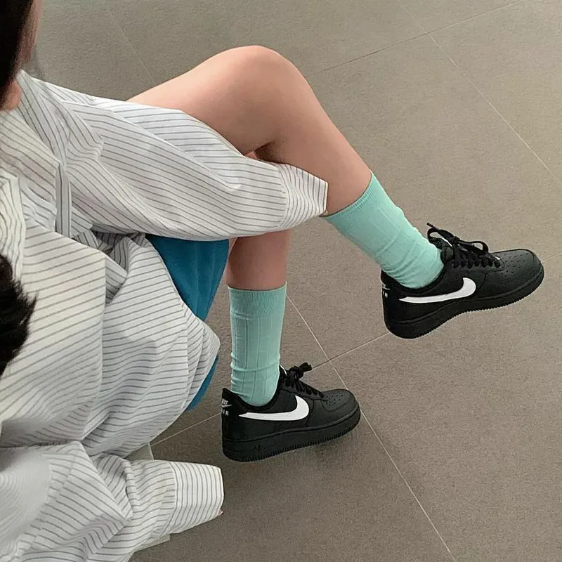 NIKE AIR FORCE 1 AF1 黑白 全黑 白勾 黑武士 男女鞋 FZ0627-010-細節圖2