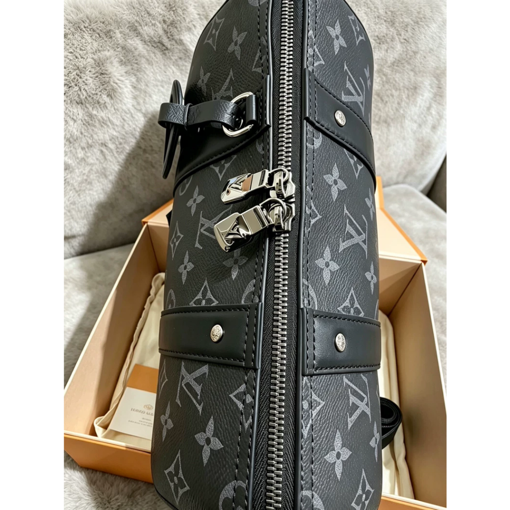 二手LOUIS VUITTON LV City Keepall 黑花波士頓包-細節圖3