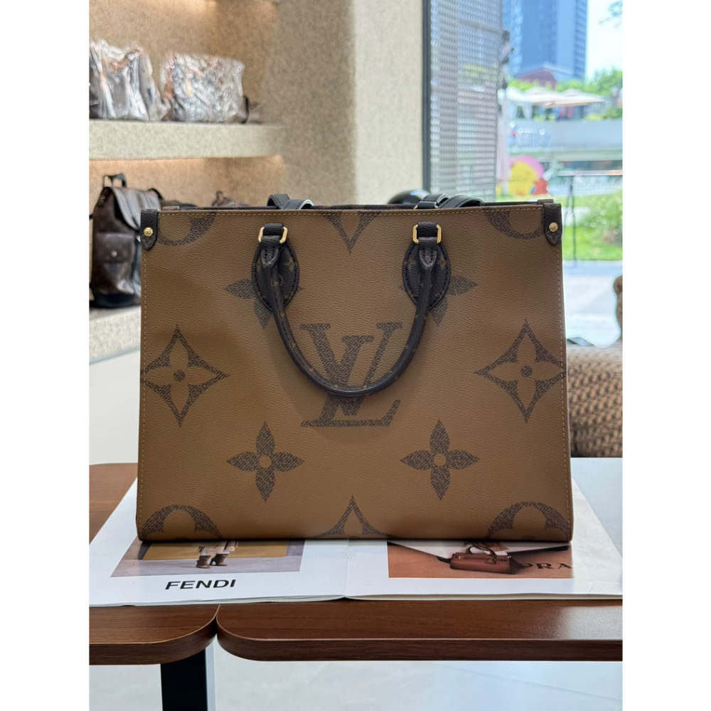 二手LV 老花Onthego  叢林包托特包-細節圖2