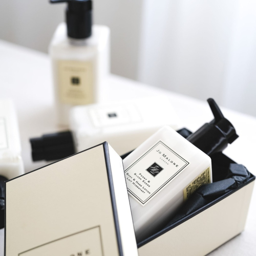 【Jo Malone】英國梨與小蒼蘭/紅玫瑰/杏桃/青檸羅勒/黑莓/牡丹/潤膚乳/身體乳液/乳液/250ml