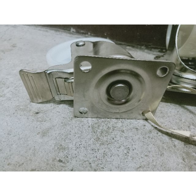 ✨金星車輪✨4英吋白鐵輪 不生鏽 耐磨 耐用 尼龍輪 白鐵架 載重 活動 固定 剎車-細節圖5