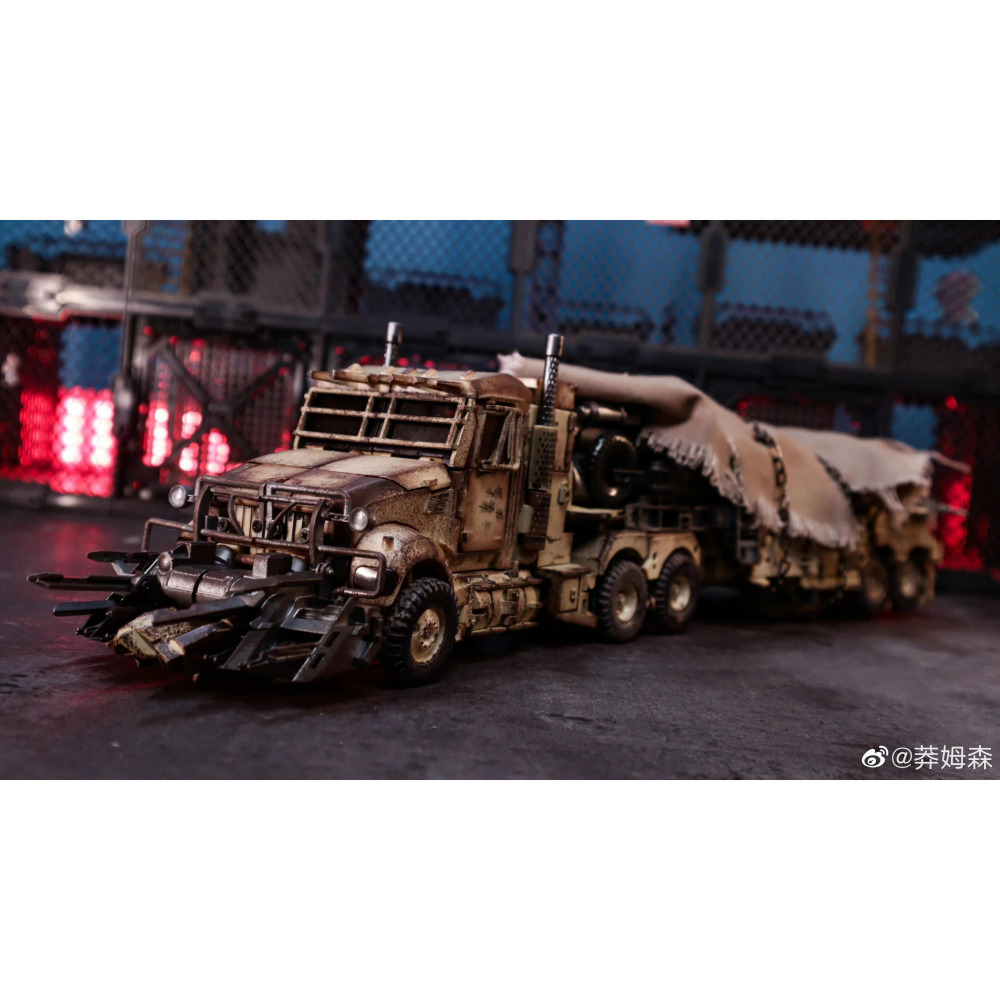 【台灣現貨】UT 沙漠色 無合金版 戰損塗裝 密卡登 R-05 UniqueToys 油罐車 威震天 電影版 油罐密-細節圖4