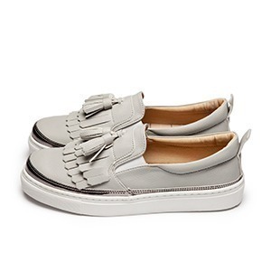 【富發牌】流蘇滾銀邊百搭休閒鞋-黑/白/灰 1BD26【采靚鞋包精品】-細節圖3