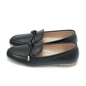 【富發牌】1BE75 /33BE75 秋冬圓舞曲扭結樂福鞋-杏/黑 _采靚鞋包精品-細節圖2