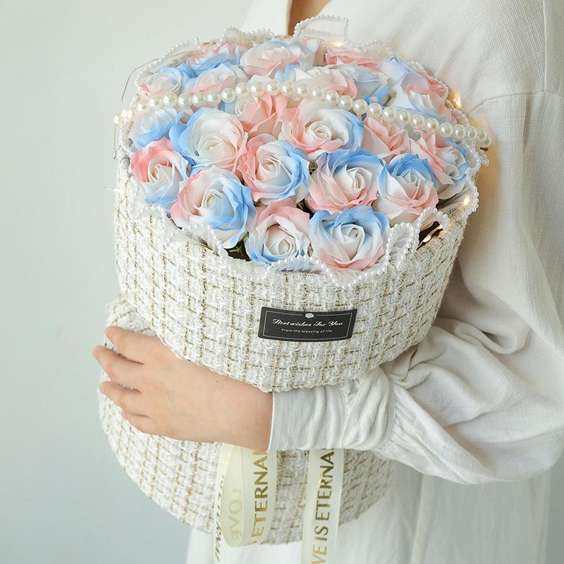 小香風碎冰藍粉玫瑰花束19朵-細節圖3