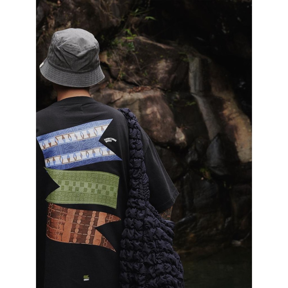 UNBENT 23SS 2.0 旗幟 彩標 印花 短袖 短T 【PS中壢】-細節圖3