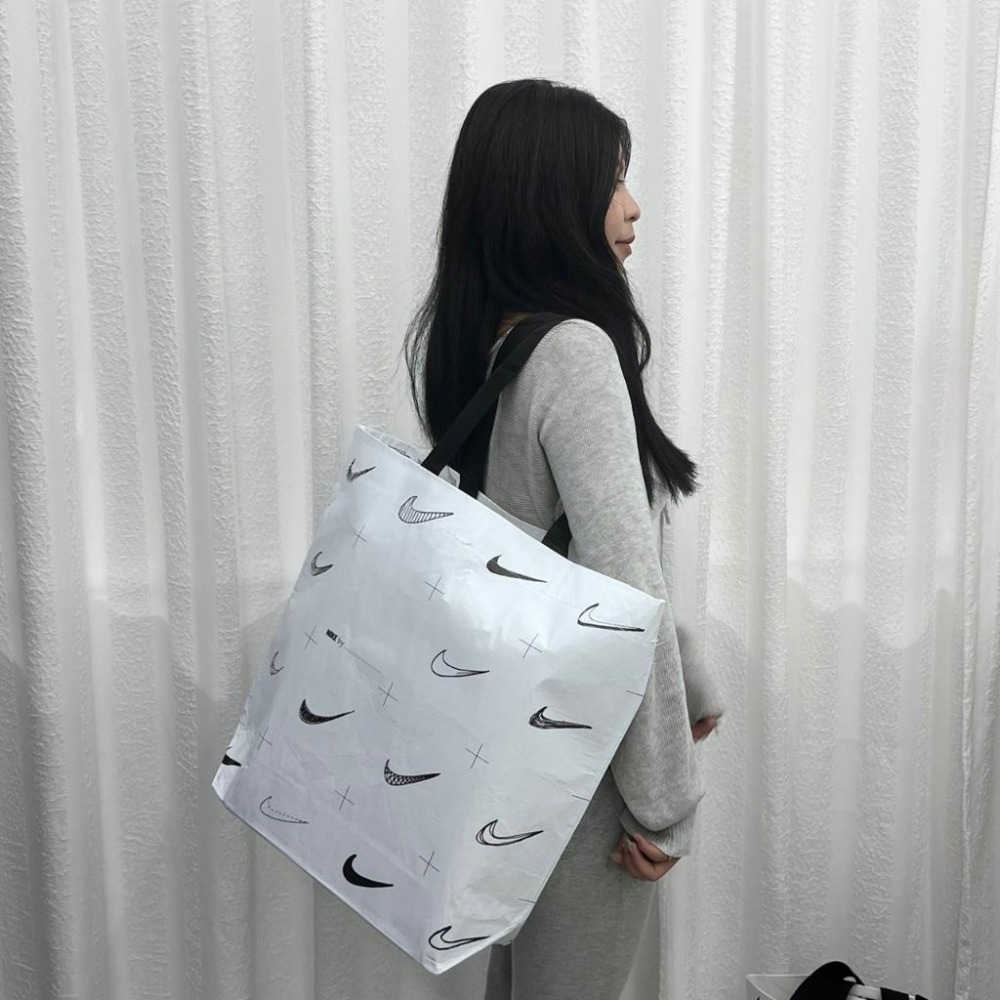 NIKE 上海限定 滿版提袋 購物袋【PS中壢】-細節圖4