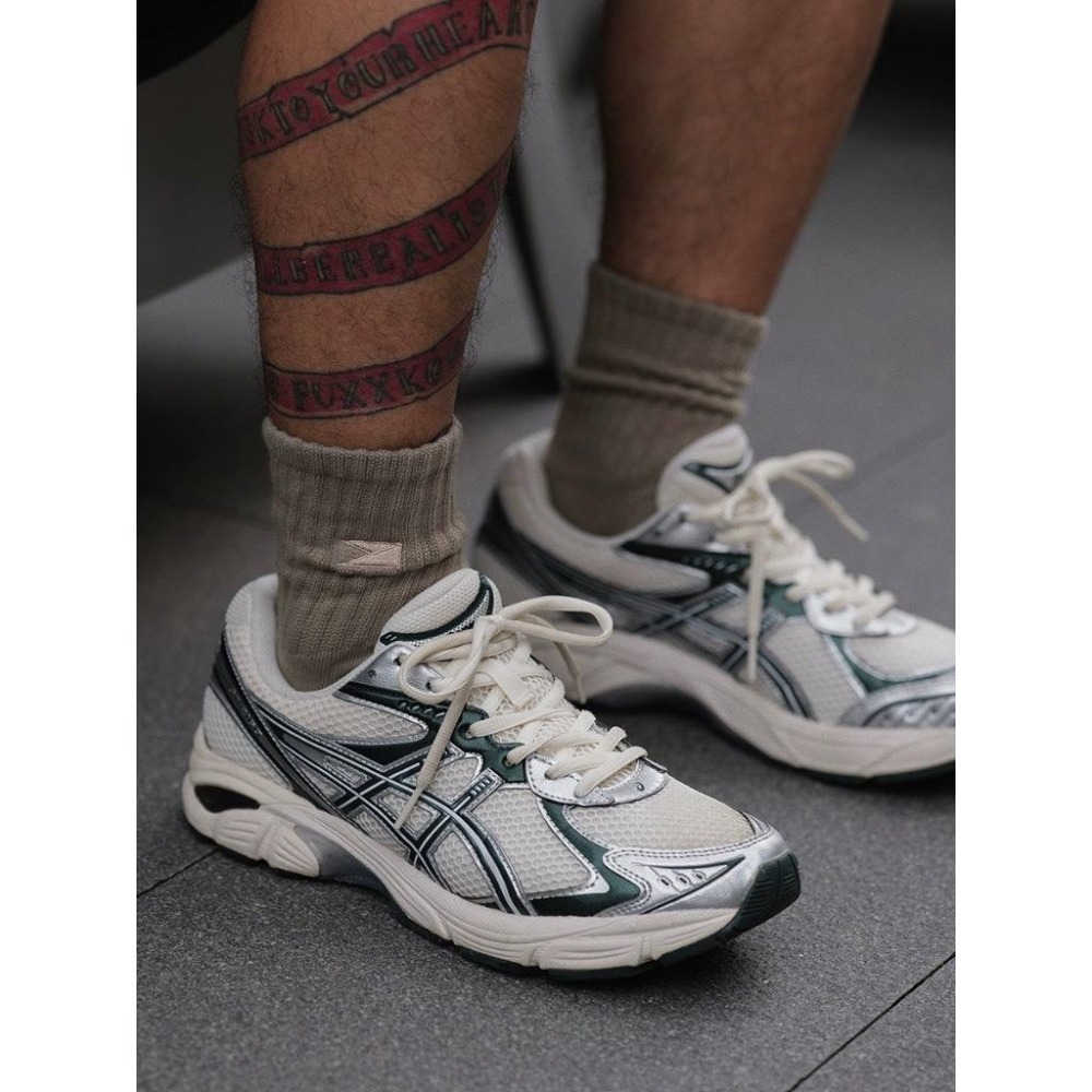 UNBENT 24SS 中長筒襪 刺繡 旗幟LOGO 襪子 長襪 【PS中壢】-細節圖3