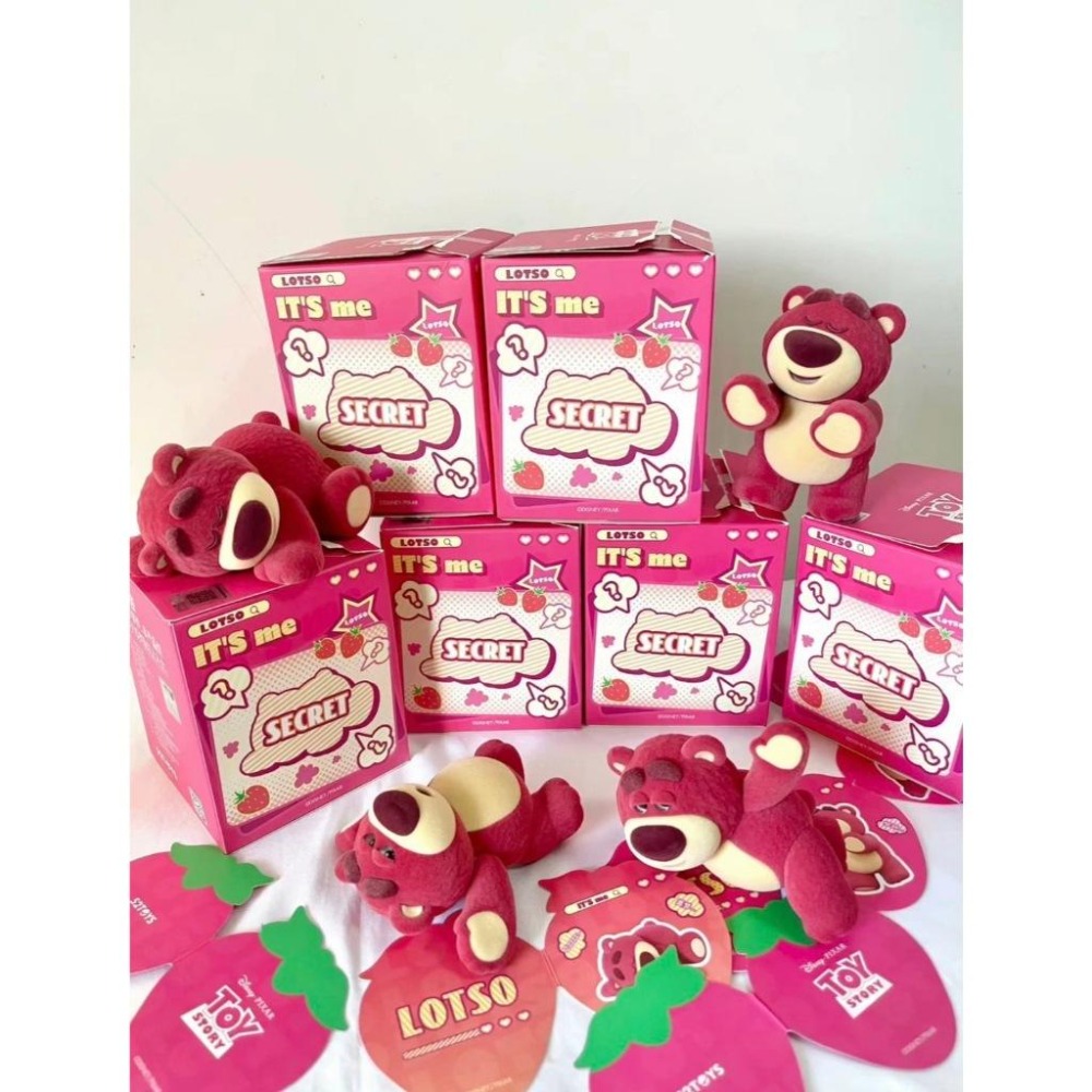 52TOYS LOTSO迪士尼 盲盒一代 玩具總動員 草莓熊 熊抱哥 IT＇S ME 公仔 植絨 【PS中壢】-細節圖5