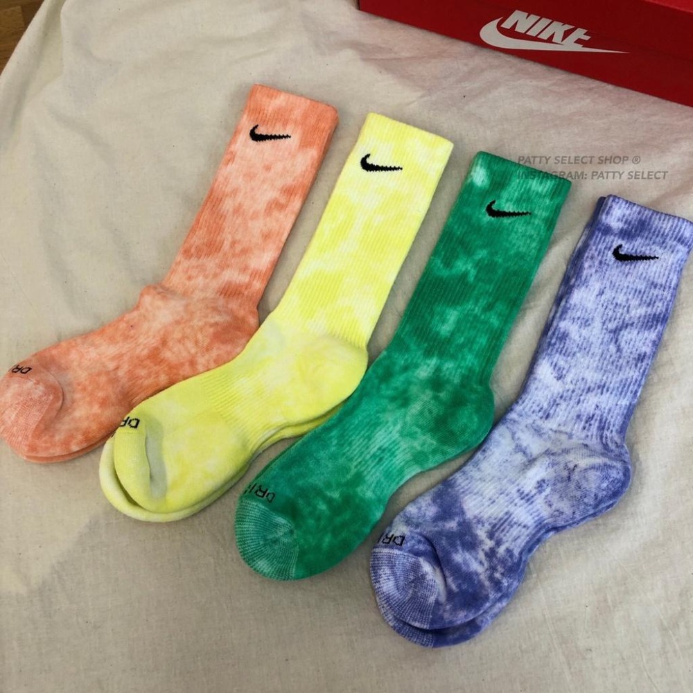 NIKE EVERYDAY PLUS CREW 渲染 水洗紮染 長襪 DM3407【PS中壢】-細節圖3