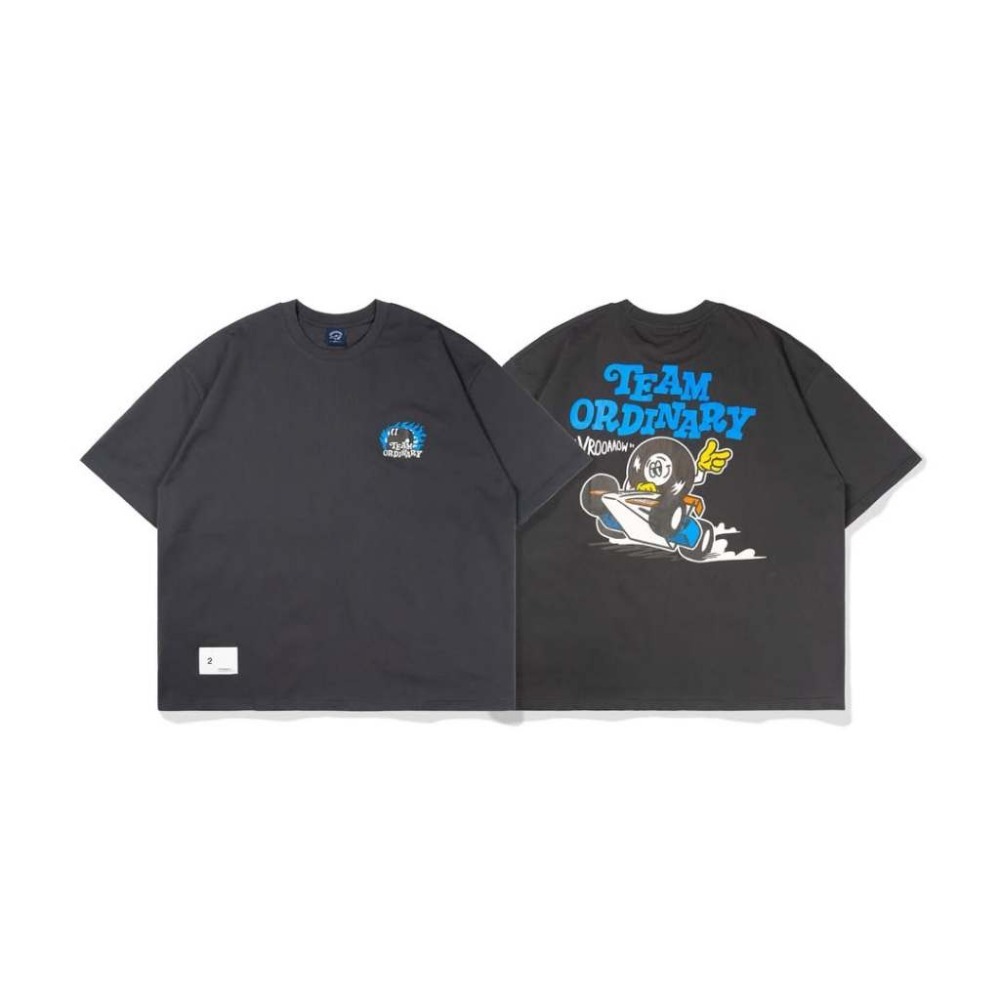 ORDINARY 25SS RACING CLUB™ GRAPHIC TEE 經典角色賽車短T 店內價 【PS中壢】-規格圖9