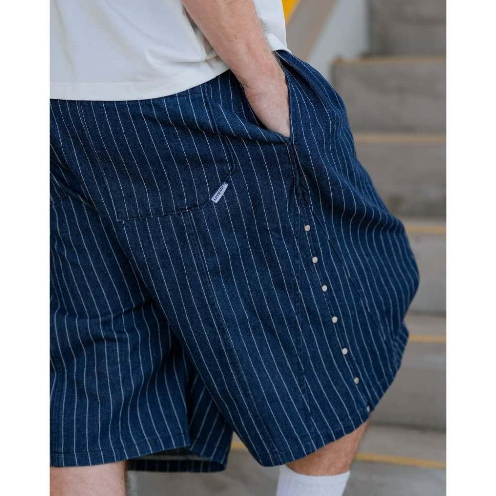 ORDINARY STRIPE STUDDED DENIM SHORTS 直紋牛仔鉚釘七分褲 店內價 【PS中壢】-細節圖8
