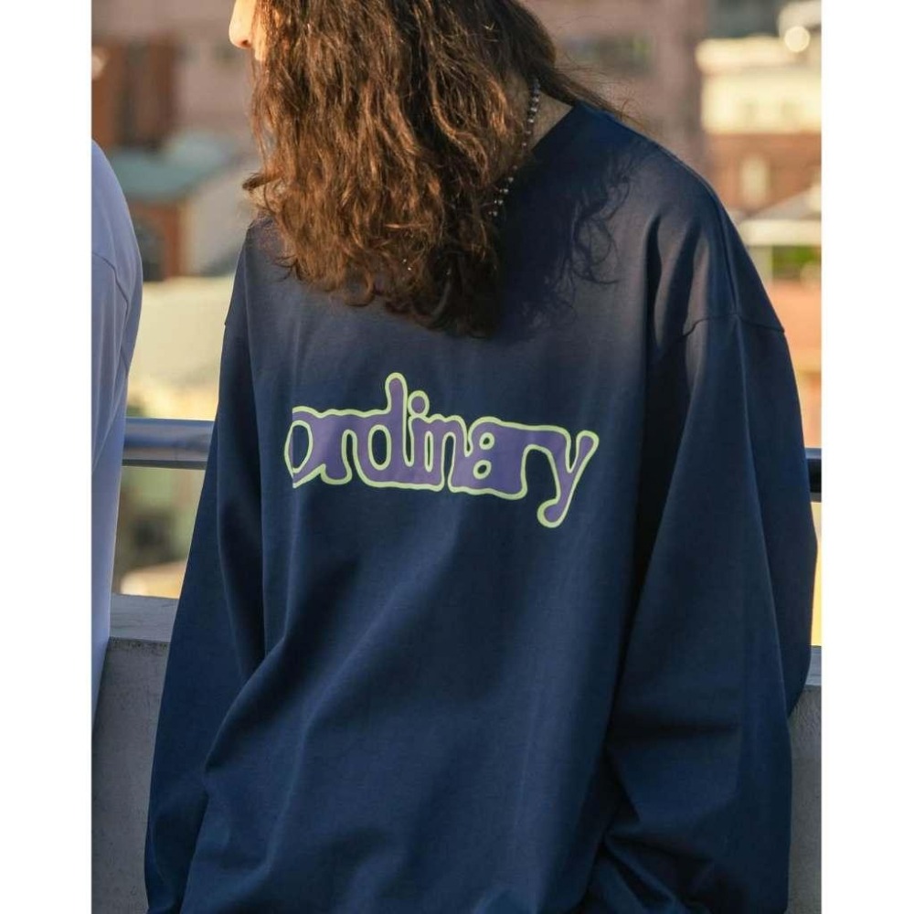 ORDINARY 25AW LOGO L/S TEE 昏眩LOGO 基礎長TEE【PS中壢】-細節圖8