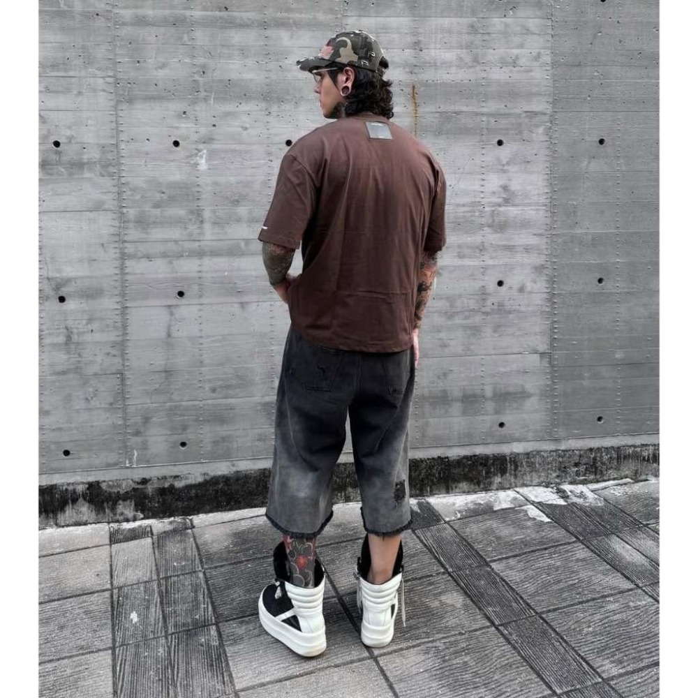 KILLASYSTEM DAMAGE WASHED DENIM SHORTS牛仔水洗破壞七分褲【PS中壢】-細節圖4