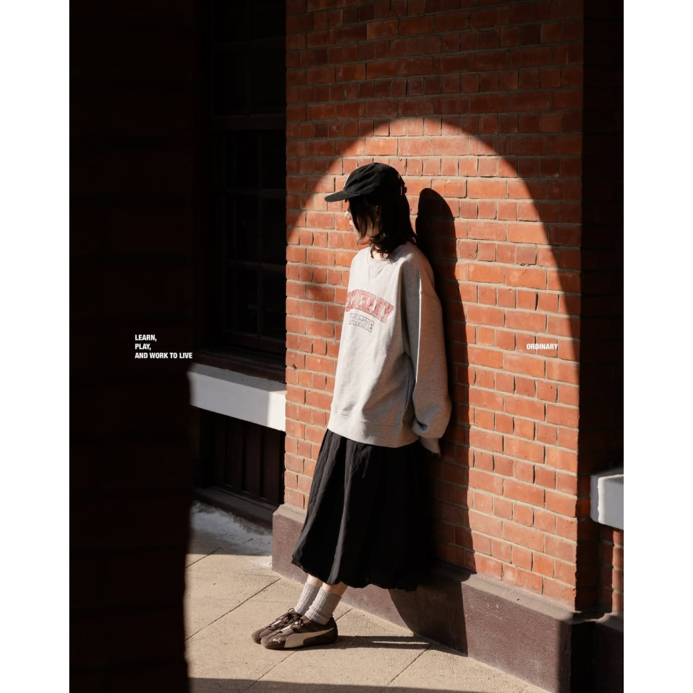 ORDINARY WHALE LOGO SWEATSHIRT 經典學院LOGO鯨魚電繡大學TEE 店內價 【PS中壢】-細節圖4