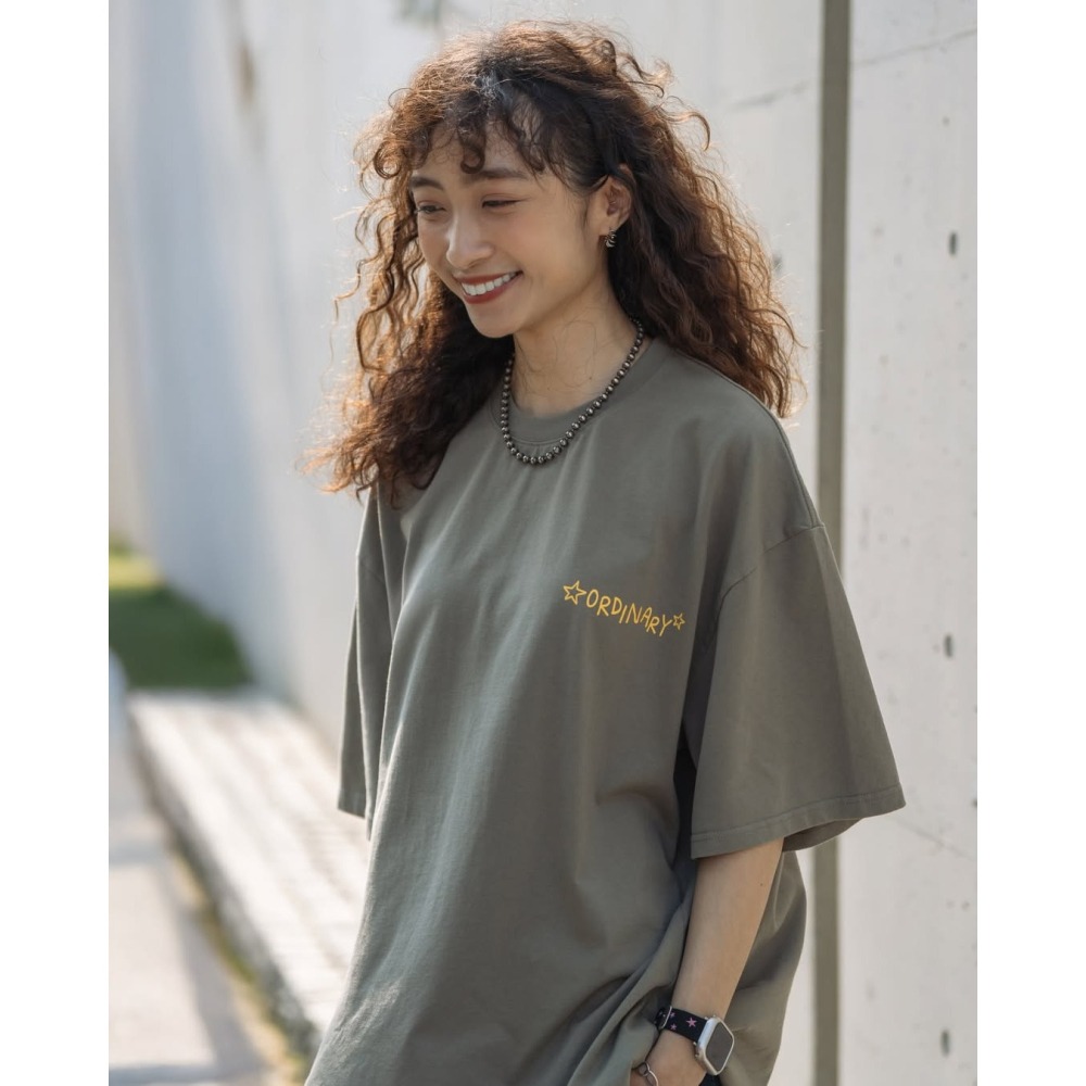 ORDINARY STAR SLOGAN TEE 手繪星星標語短TEE 短袖【PS中壢】店內價-細節圖5