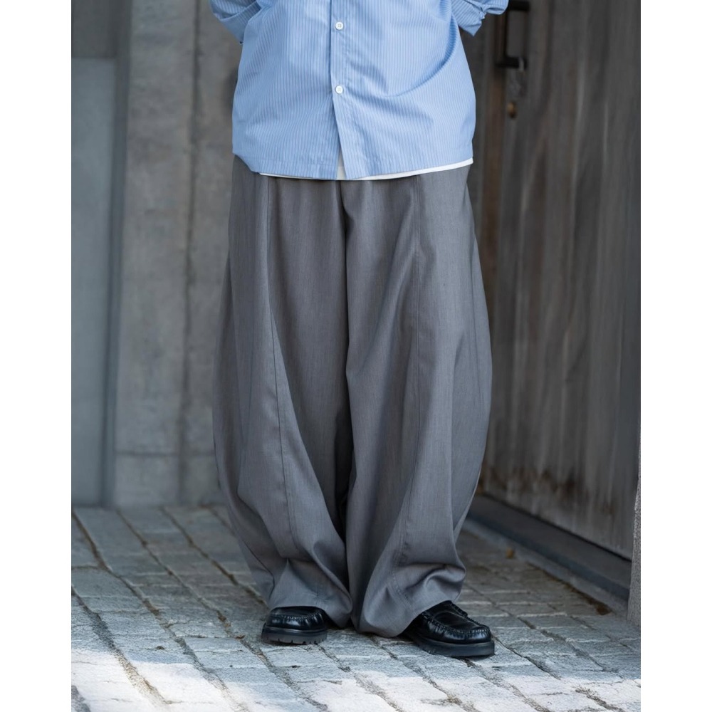 ORDINARY 3D CURVED WIDE-LEG SLACKS 立體彎刀闊腿西裝褲  長褲【PS中壢】店內價-細節圖5