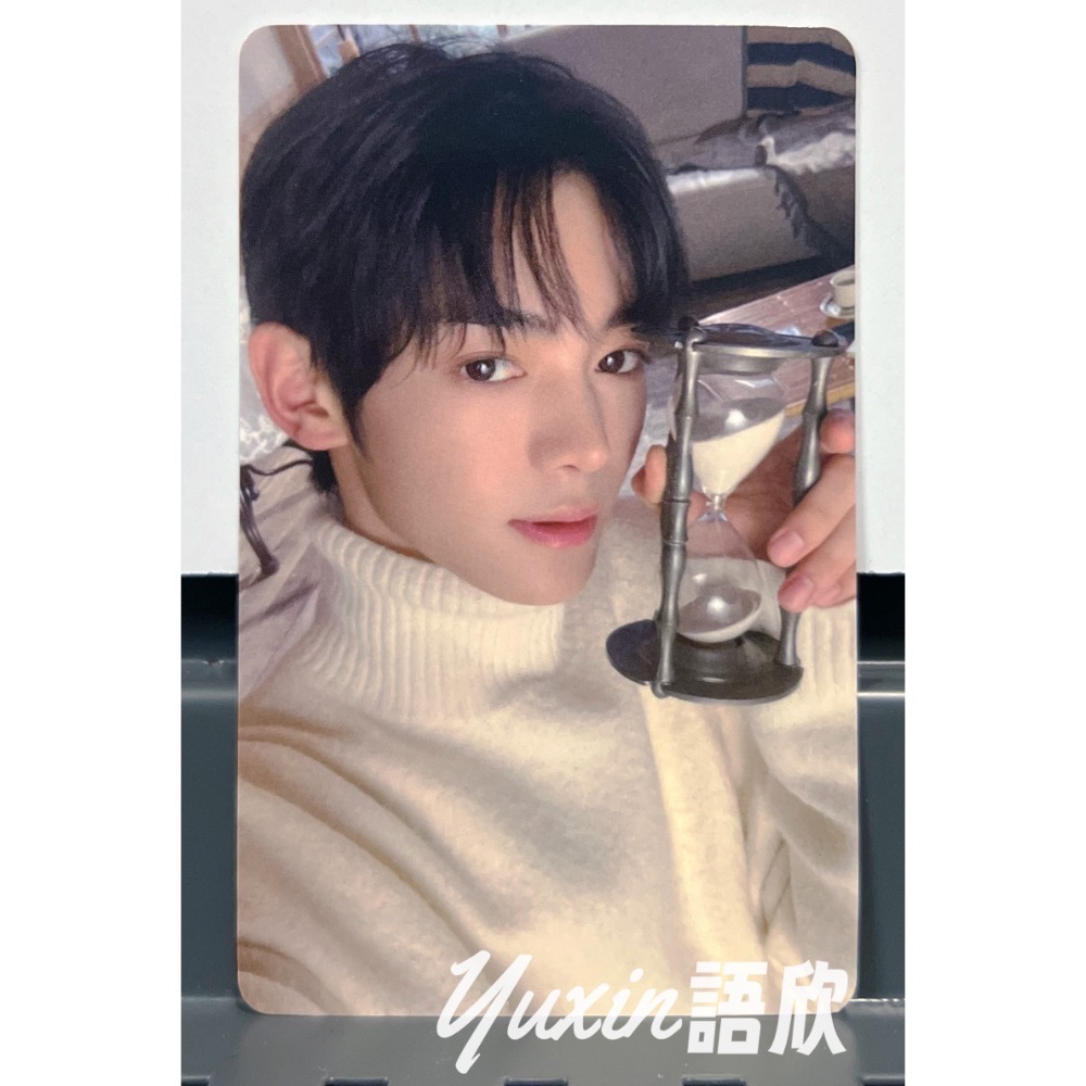 現貨✅ TWS 官方 小卡 單曲一輯 Last Bell 專輯 UNIVERSAL 環球 特典-規格圖1