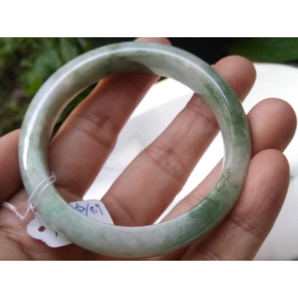 17.67圍瑕疵特惠天然玉石翡翠a貨緬甸玉硬玉三彩冰糯種辣綠飄花手鐲玉鐲鐲子手環福鐲平安鐲珠寶玉石首飾飾品-細節圖8