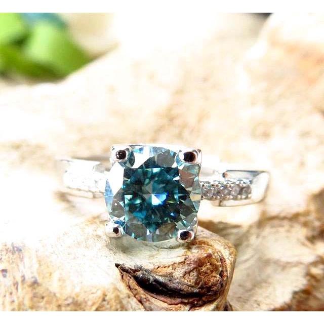 925純銀非常少有檸檬綠莫桑鑽魔星石魔星鑽精美莫桑石包邊戒指1克拉戒指女戒活圍首飾飾品珠寶火彩超好-細節圖4