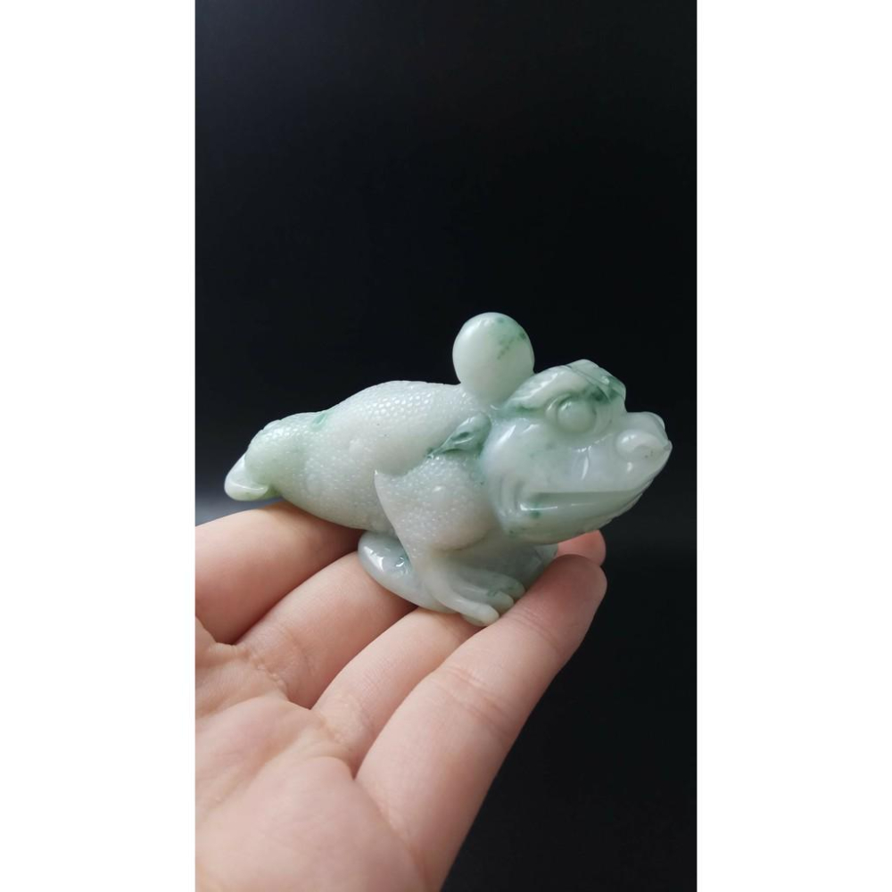 天然玉石緬甸玉硬玉A貨翡翠招財三腳蟾蜍小擺件手把件立體雕70*27.3