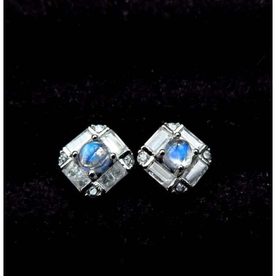 925銀鑲嵌斯里蘭卡玻璃體藍光充足天然藍月光石耳釘耳鈎耳針耳環耳飾4mm珠寶寶石首飾飾品