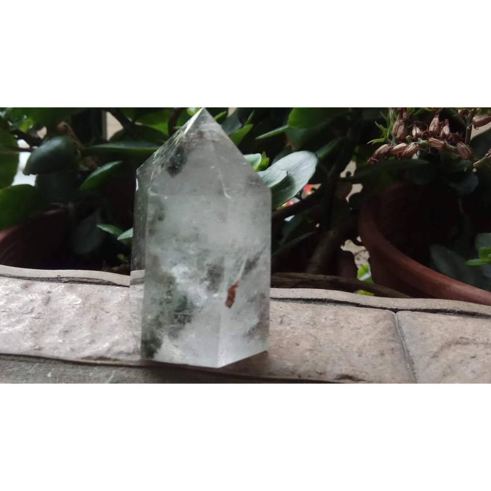 天然水晶四季彩色紅綠幽靈風景石膠花共生鬼佬財神吊墬墬子項鍊掛件晶柱晶簇擺件風水擺飾珠寶玉石首飾飾品寶石53mm高-細節圖4