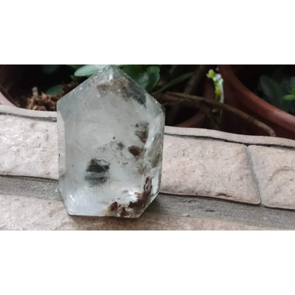 天然水晶四季彩色紅綠幽靈風景石膠花共生鬼佬財神吊墬墬子項鍊掛件晶柱晶簇擺件風水擺飾珠寶玉石首飾飾品寶石53mm高-細節圖8