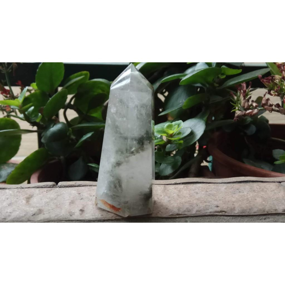 天然水晶四季彩色紅綠幽靈風景石膠花共生鬼佬財神吊墬墬子項鍊掛件晶柱晶簇擺件風水擺飾珠寶玉石首飾飾品寶石67mm高-細節圖4