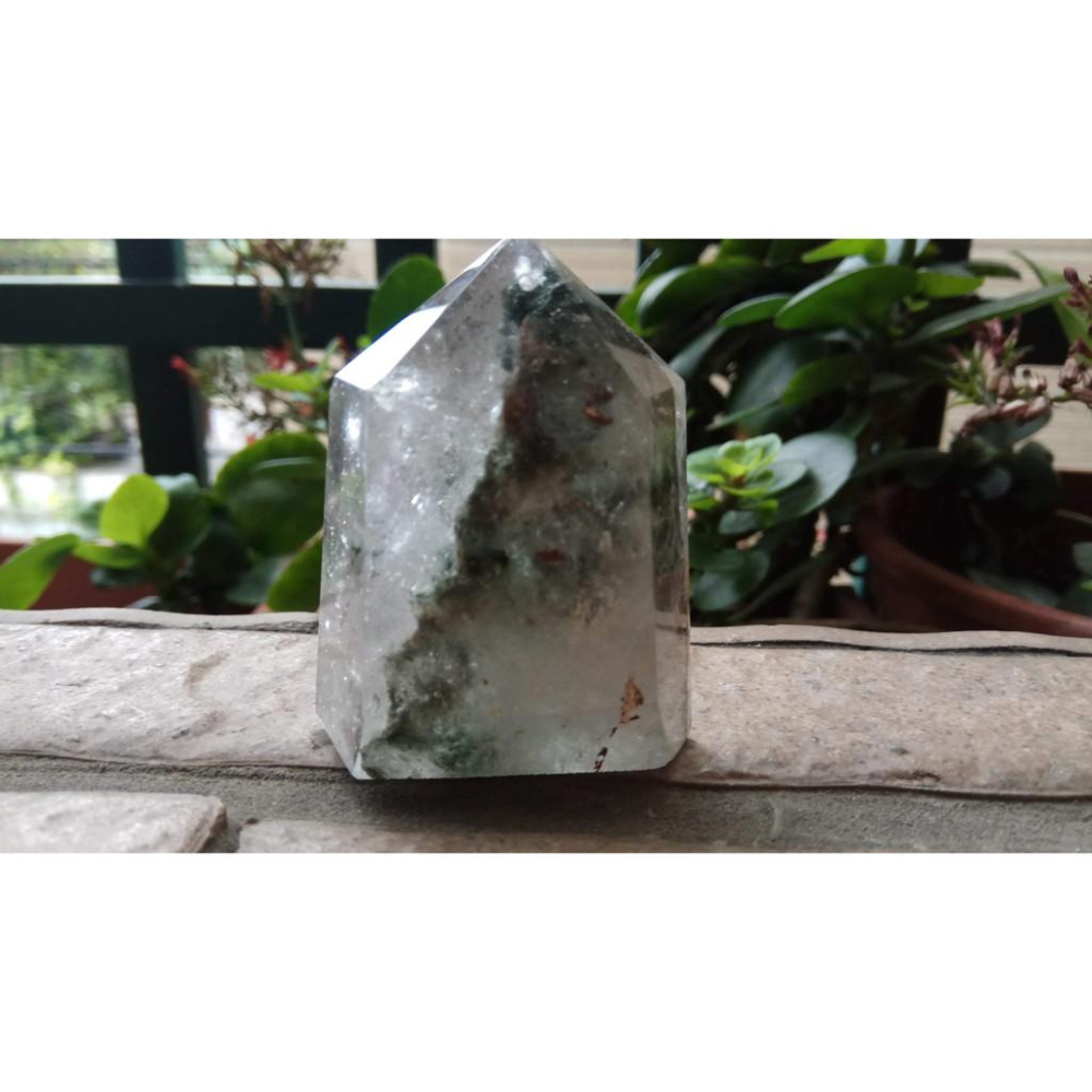 天然水晶四季彩色紅綠幽靈風景石膠花共生鬼佬財神吊墬墬子項鍊掛件晶柱晶簇擺件風水擺飾珠寶玉石首飾飾品寶石58.6mm-細節圖2