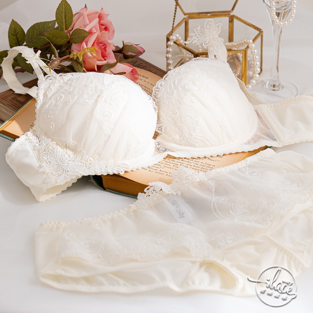 Lady 夢羽翎嵐系列 刺繡低腰平口褲 M-XL(藍霧灰/奶油糖霜)-細節圖5