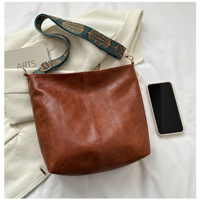(當日出貨)寬帶單肩包 寬帶包 民族風 復古包包 高級質感 托特包 大容量水桶包 通勤單肩包(YA024)-規格圖8
