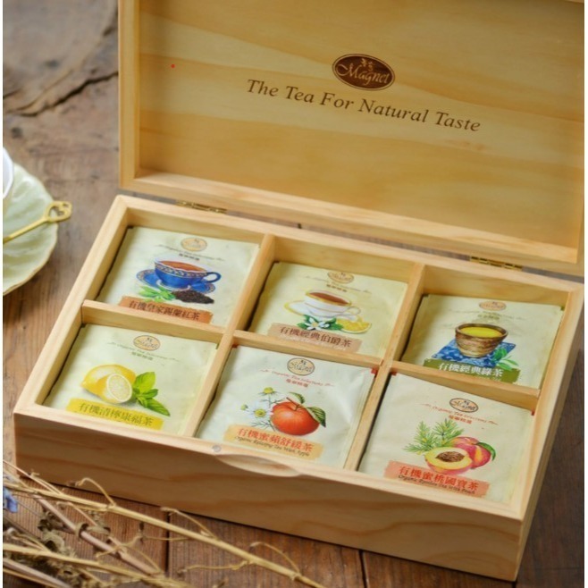 ~*平安喜樂*~有機饗宴茶禮 蜜桃國寶 清檸康福 蜜蘋舒緩 綠茶 錫蘭紅茶 伯爵紅茶 附提袋 松木禮盒 超取限五盒-細節圖2
