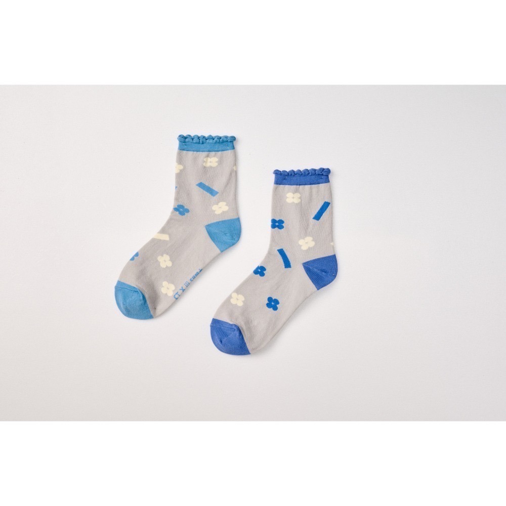 魔法花園 (淺灰/黑) 不對稱顏色  iii sum+ X CT 聯名設計 襪子-細節圖9