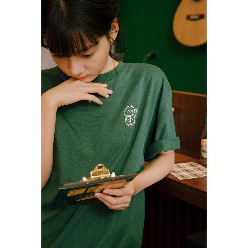 刺繡 招財貓圖案 日本UA t-shirt 中性版型-細節圖5